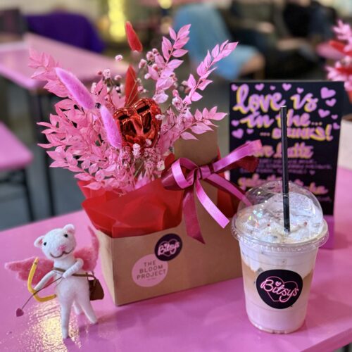 Bitsy's x Bloom - Valentine's Day - Dried flowers and Latte/Matcha combo
